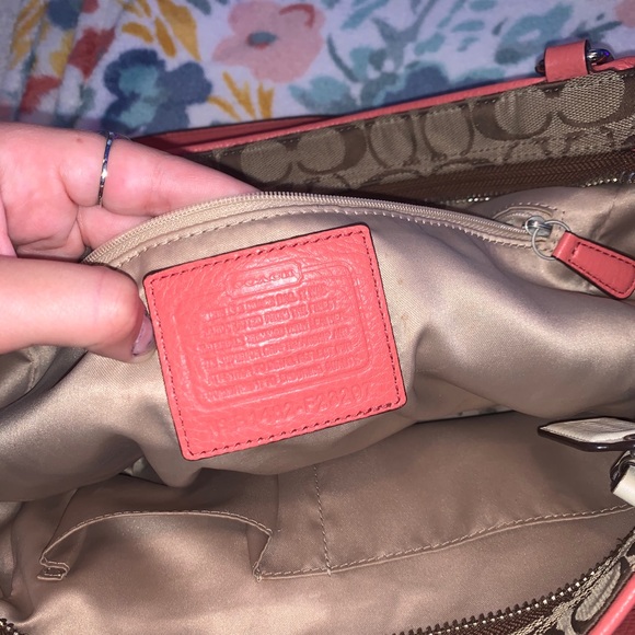 COACH BAG BUNDLES!! Two authentic coach purses - Picture 3 of 9